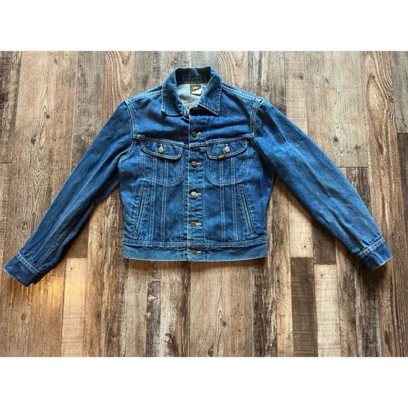 Vintage Lee Medium Wash Denim Jean Trucker Jacket 70's Medium Wash Size 38 or 10 - Picture 1 of 5